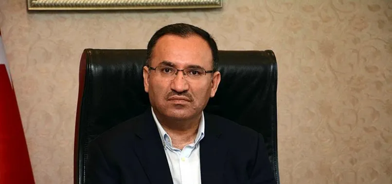 Bakan Bozdağ'dan, FETÖ elebaşını titretecek açıklama
