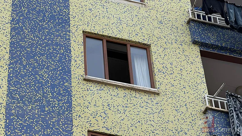 Diyarbakır'da korkunç olay! 2 aylık bebeğini camdan attı 5