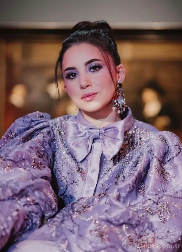 Ünlü şarkıcı Karsu evlendi! Düğünden ilk kareler... 3