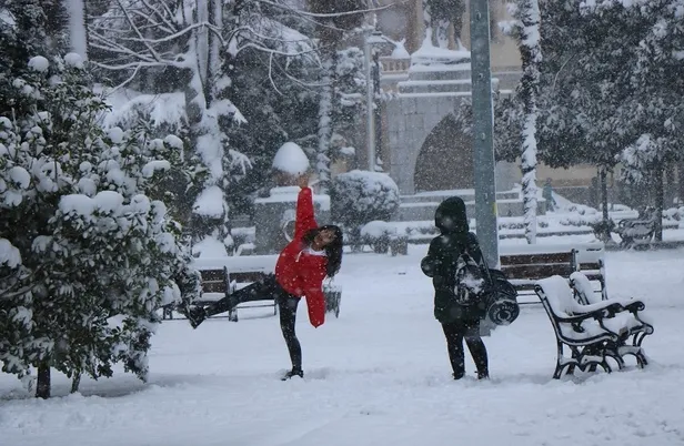 11 OCAK 2024 PERŞEMBE OKULLAR TATİL Mİ? Yarın İstanbul, Bursa, Bilecik, Kocaeli, Sakarya, Yalova, Düzce ve Bolu’da kar tatili oldu mu?