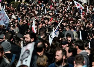 Yunanistan'da kriz büyüyor! Hayat adeta durma noktasına geldi