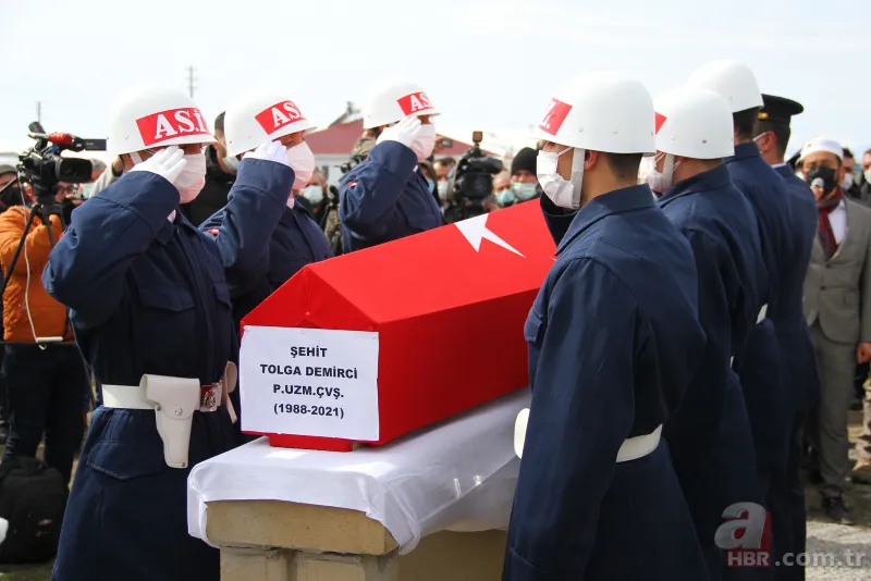 Bitlis şehitlerine veda! Gözyaşları sel oldu 16
