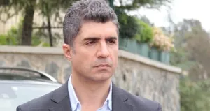 Özcan Deniz: Filmimizi çalmışlar