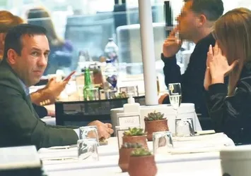Evli ve 3 çocuk babası eski Yeni Malatyaspor Başkanı Adil Gevrek fena yakalandı! Muhabirlere çirkin teklif