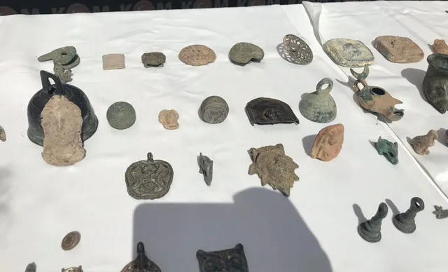 İstanbul’da 3 bin 248 adet tarihi eseri satmak isterken yakalandı