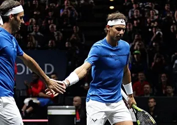 Nadal-Federer çifti ilk maçını kazandı