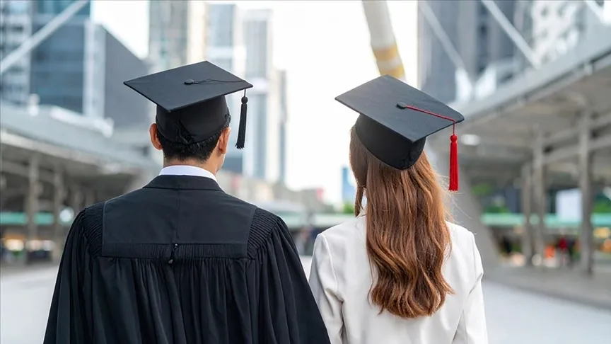 universiteler-icin-koklu-degisim-cagrisi-yuksekogretimde-reform-dosyasi-acildi-1781802563444.jpg Üniversiteler için köklü değişim çağrısı! Yükseköğretimde reform dosyası açıldı - 3