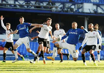 Cenk Tosun gol attı! Everton tur atladı