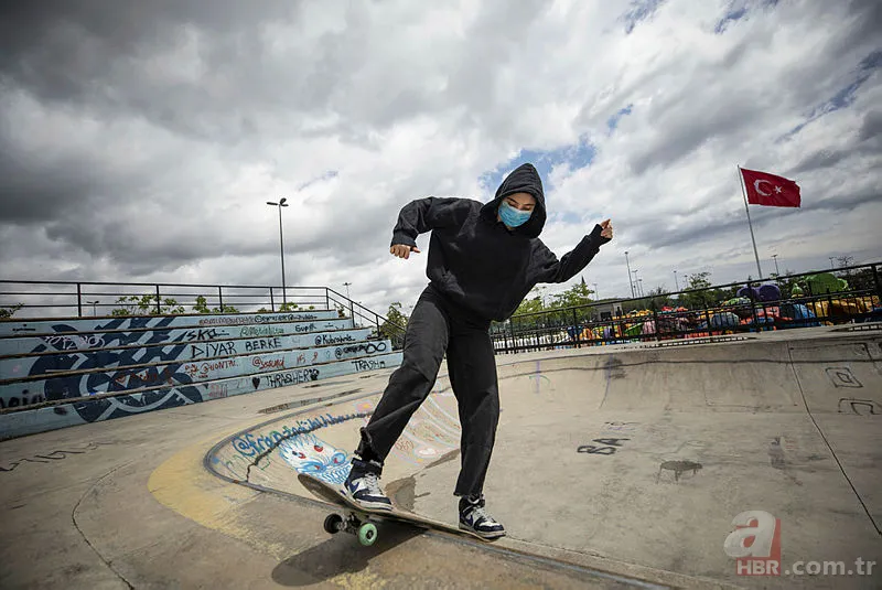 Son dakika: 20 yaş altı sokağa çıkma yasağı ne zaman bitiyor? Sokağa çıkma yasağı cezası ne kadar, kaç TL? 4