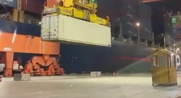 1786778979182.jpeg Zehir tacirlerine kıskaç! Limanda kokain, araçta takoz esrar - 1