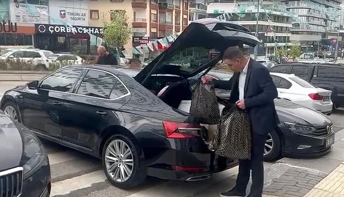 İYİ Parti’de kurultay öncesi flaş gelişme! Aday olmayacağını açıklayan Akşener odayı boşalttı! Kulislerde konuşulan isimler A Haber’de...