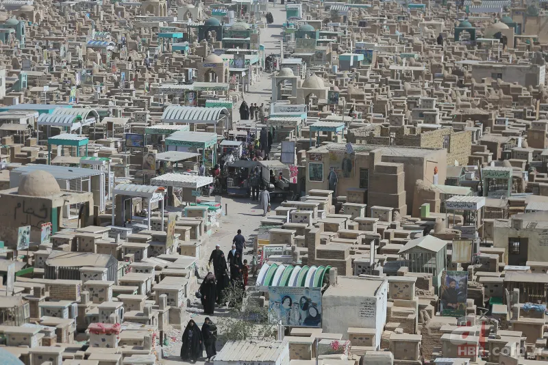 Dünyanın en büyük mezarlığı! Kurban Bayramı'nda böyle görüntülendi 10