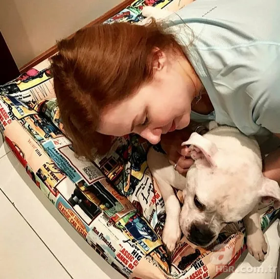 Deniz Seki oğluna veda ediyor! Sahnede kendini tutamadı gözyaşlarına boğuldu 13