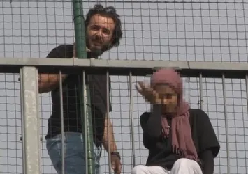 Kağıthane TEM'de intihar girişimi! Genç kadın korkuluklara çıktı: İtfaiyenin açtığı hava yastığına atladı
