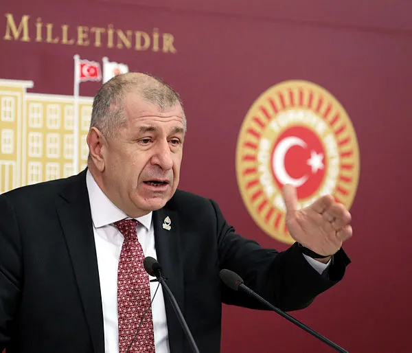 Ümit Özdağ İslam'ı hedef aldı! Afganistan’da hafızlık yapan öğrencilerin görüntülerine skandal yorum: Gericilik | Sosyal medyadan tepki yağıyor: Haddini bil - 1