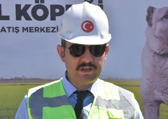 800 yıllık tarihi köprüye kepçeli müdahale! Valilik harekete geçti
