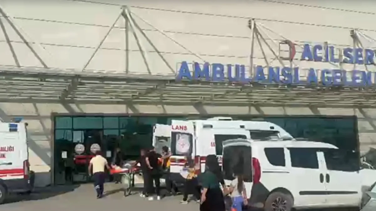 Mersin'de zirai ilaç zehirlenmesi şüphesi! 11 işçi hastaneye kaldırıldı