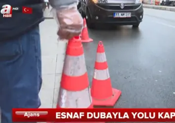 Sürücüler kaldırımda esnaf yolda!