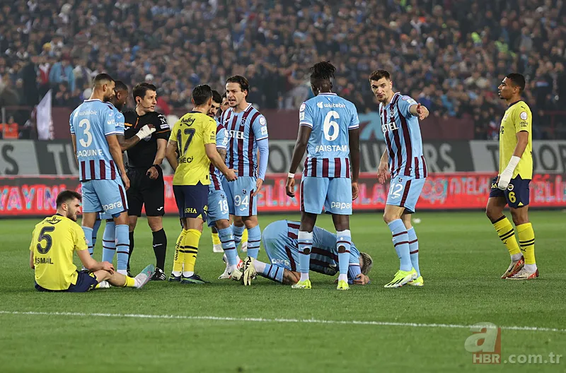 Olaylı Trabzonspor Fenerbahçe maçı sonrası Halil Umut Meler'e şok sözler: 3 puanı hediye etti 17