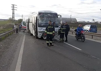 Tekirdağ'da servis minibüsü ile askeri personel aracı çarpıştı: 16 yaralı