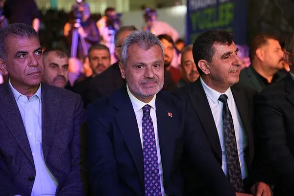 cumhur-ittifakinin-hatay-buyuksehir-belediye-baskan-adayi-mehmet-onturk-projelerini-anlatti-1709482064993.jpeg Cumhur İttifakı'nın Hatay Büyükşehir Belediye Başkan adayı Mehmet Öntürk projelerini anlattı: "Dönüşüm ofisleri kuracağız" - 3