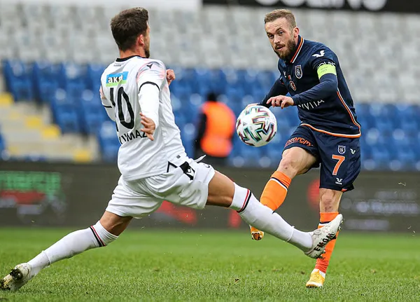 Süper Lig 8. hafta karşılaşması | Başakşehir 2-1 Gençlerbirliği maç sonucu - 4