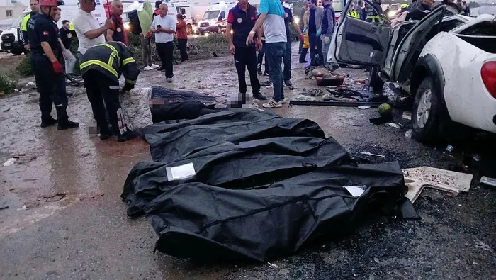 Mersin'deki feci otobüs kazasında yürek yakan detay: Ölüme bilet almışlar - 1