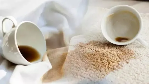 cok-kolay-bir-yolu-varmis-kahve-lekesinde-saniyeler-icinde-kurtulun-iste-leke-cikarmanin-en-pratik-yolu-1699797115393.jpg Çok kolay bir yolu varmış: Kahve lekesinde saniyeler içinde kurtulun! İşte leke çıkarmanın en pratik yolu…