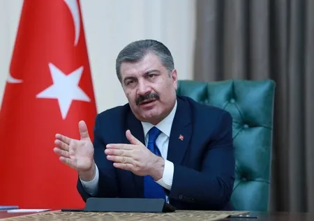 Sağlık Bakanı Fahrettin Koca, 81 il sağlık müdürüyle bayram öncesi online toplantı yaptı