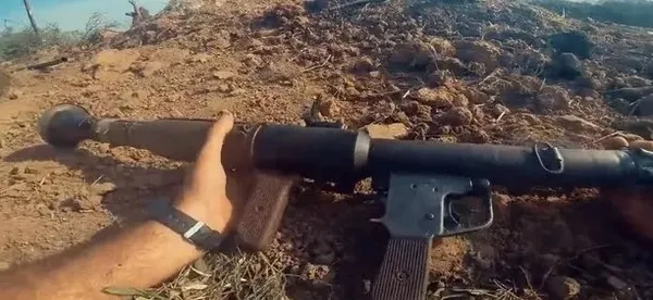 1698884126363.jpg Soykırım tankları paramparça oldu: Hamas işte böyle vurdu! İzzeddin El-Kassam Tugayları görüntüleri paylaştı - 1