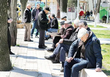 65 yaş üstü vatandaşların sokağa çıkma yasağı esnetilecek mi?