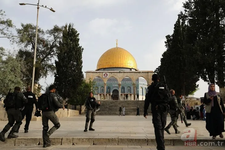 İsrail polisi ve fanatik Yahudiler Mescid-i Aksa’ya saldırıyor! Filistinlilerden büyük mücadele