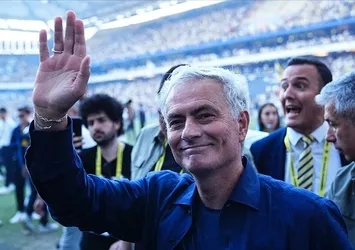 Jose Mourinho'dan Galatasaray'a ters köşe! Fenerbahçe yılın bombasını patlatıyor