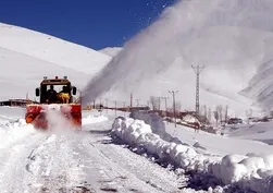 Kuvvetli soğuklar yurdu esir aldı, yollar ulaşıma kapandı!