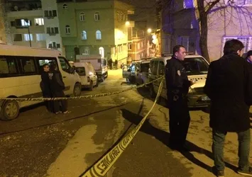 Milli kick boksçu evin önünde vuruldu