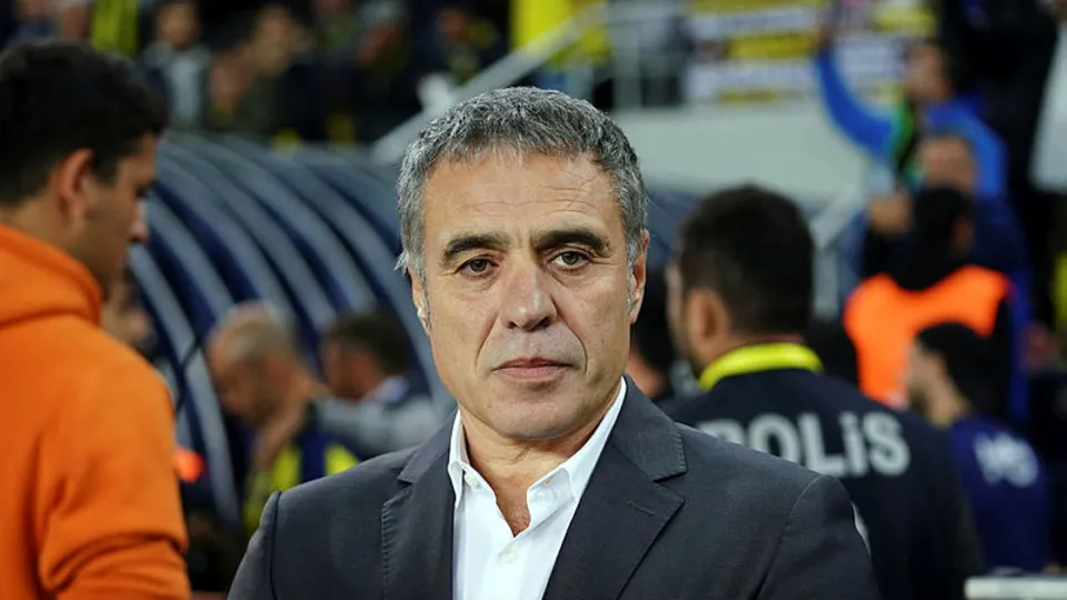 Ersun Yanal'dan flaş rotasyon!