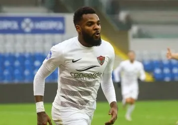 Aaron Boupendza'nın koronavirüs testi pozitif çıktı: Galatasaray'a karşı forma giyemeyecek