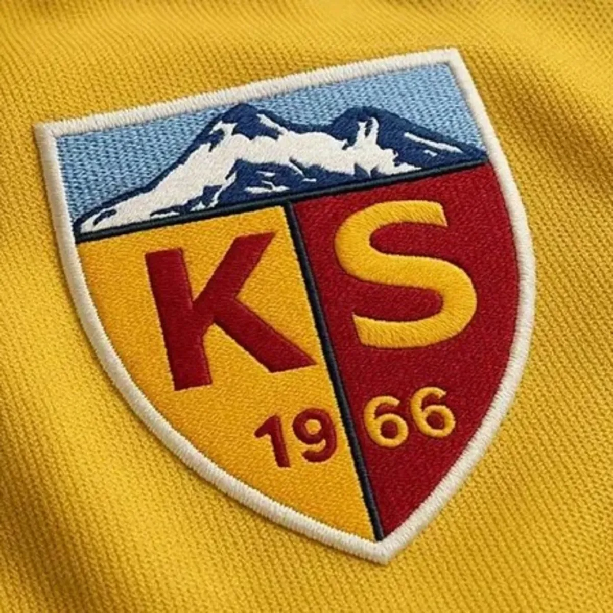 Kayserispor'da transfer engeli kalktı