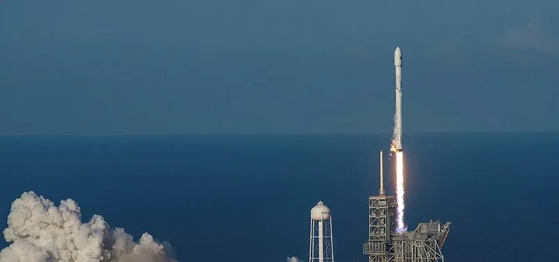 SpaceX ilk kez uzaya "kullanılmış roket" fırlattı