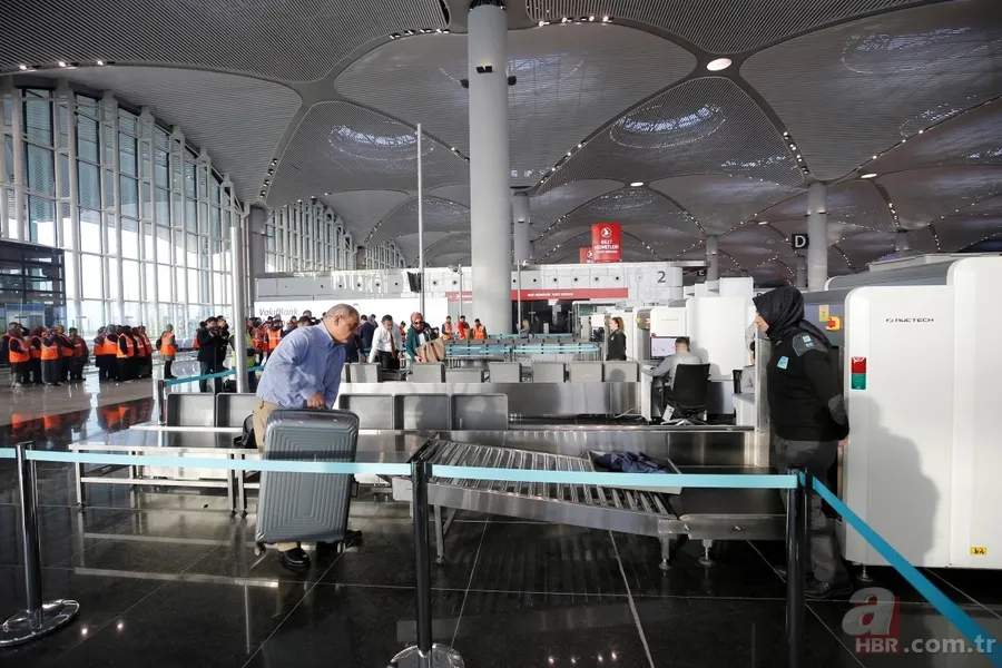 İstanbul Havalimanı'na toplu ulaşım seferleri başladı 7