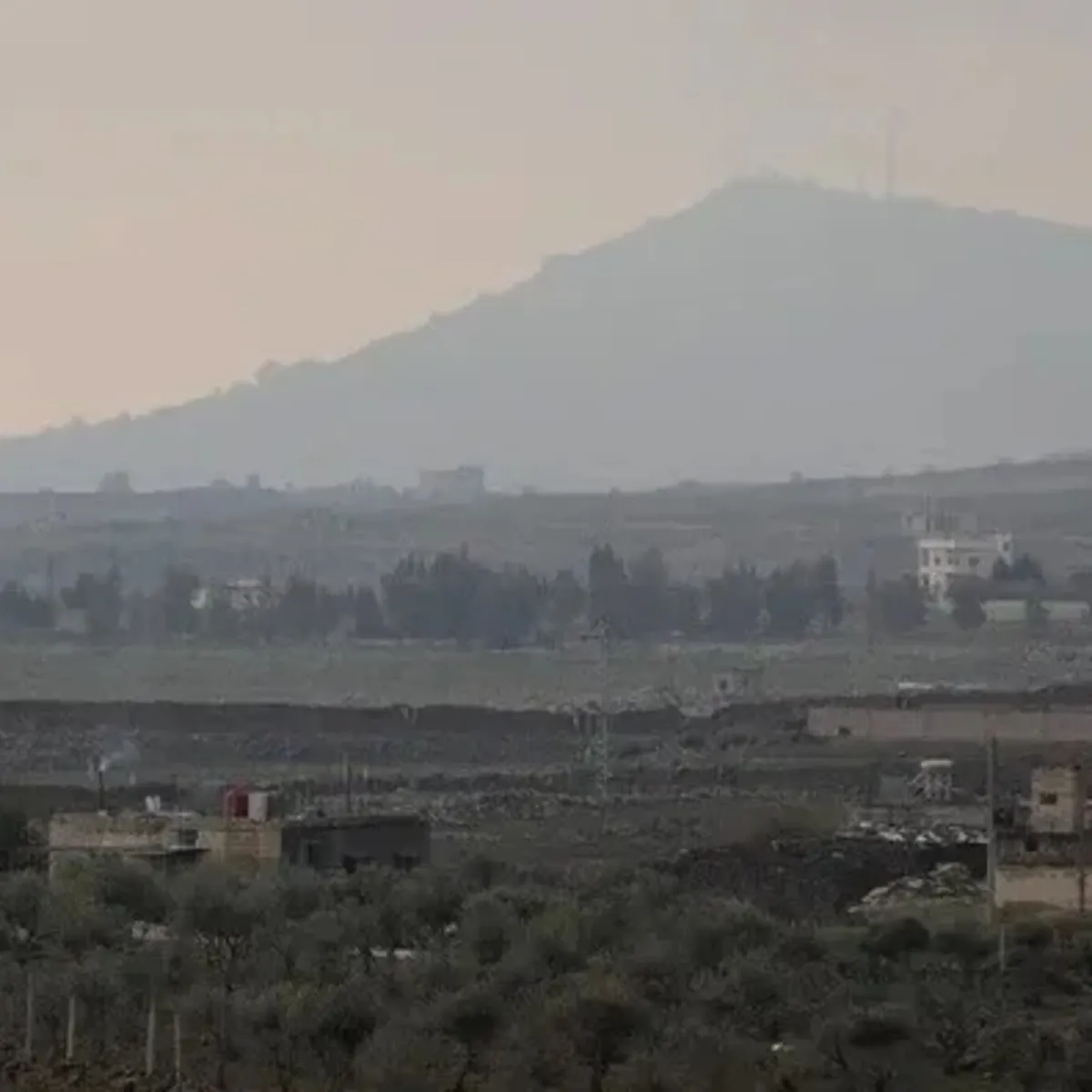 Terör devleti İsrail'den Suriye'ye saldırı: Topçu atışıyla hedef alındı