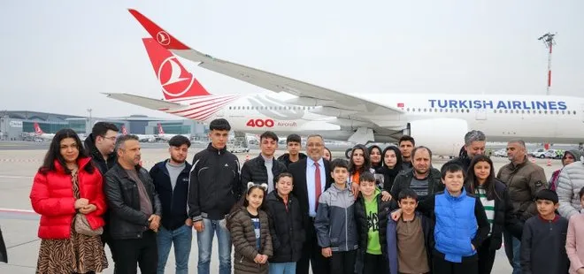 Onun adı “Tek Yürek”! THY’nin 400’üncü uçağının ilk yolcuları depremzede çocuklar ve aileleri oldu | Duygulandıran anons