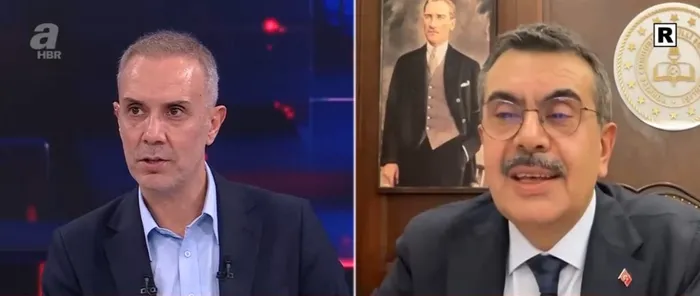 bakan-tekinden-a-haberde-laiklik-bildirisine-net-yanit-bunu-yazanlar-gerici-azinliktir-1771875645953.jpg Bakan Tekin'den A Haber'de Laiklik bildirisine net yanıt: "Bunu yazanlar gerici azınlıktır" - 6