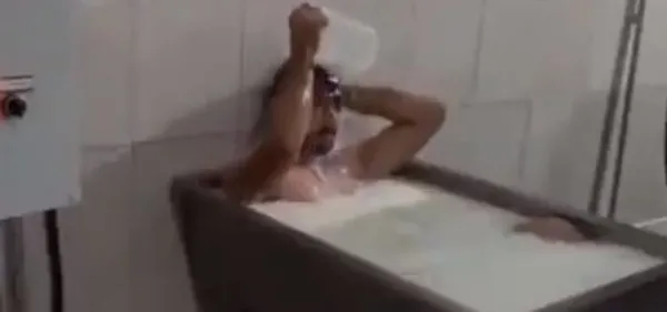 Fabrikada süt banyosu yapanlar hakkında istenen ceza belli oldu! Türkiye onları konuşmuştu