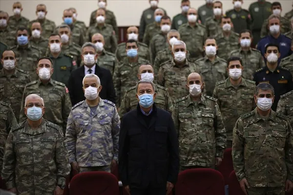 son-dakika-bakan-akar-vazifemizi-yapmak-icin-arkadaslarimiz-hazir-1609397130144.jpg Son dakika: Bakan Akar: Vazifemizi yapmak için arkadaşlarımız hazır - 5