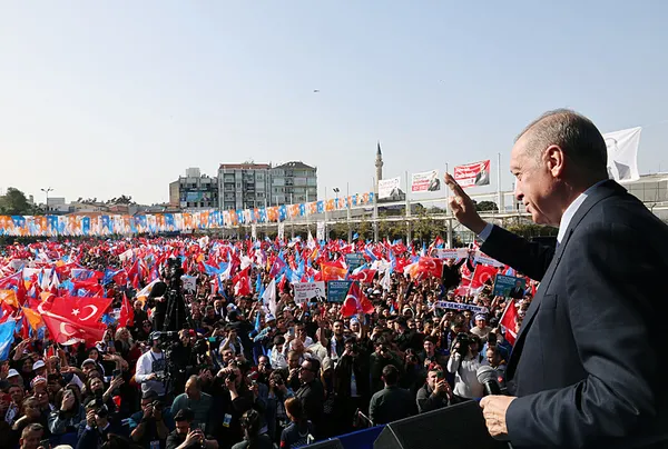 baskan-erdogan-ekonomideki-buyume-uzerinden-muhalefeti-elestirdi-hani-olduk-bittik-diyordunuz-1709215858374.jpg Başkan Erdoğan ekonomideki büyüme üzerinden muhalefeti eleştirdi: Hani öldük bittik diyordunuz? - 2