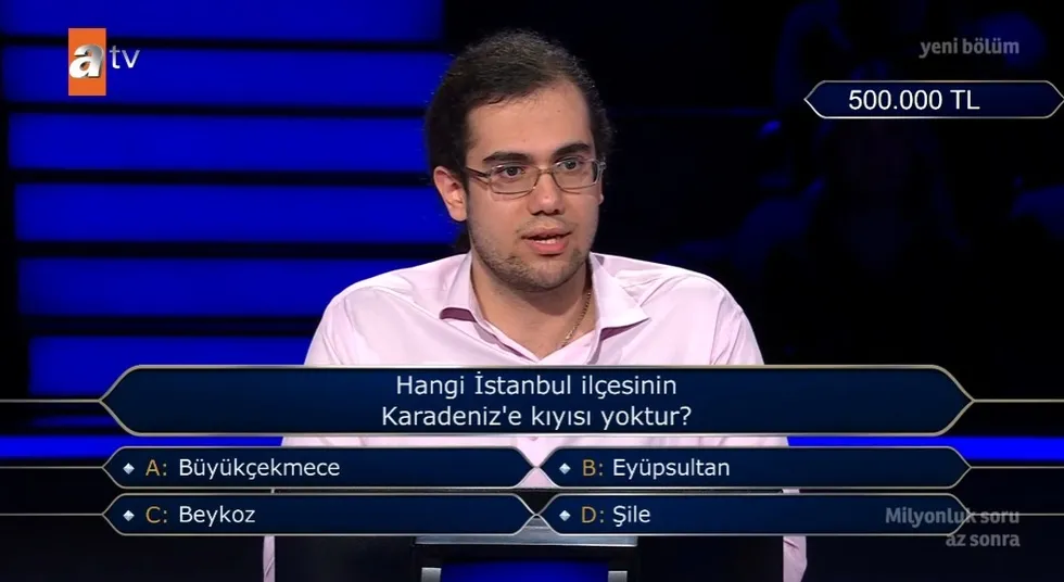 kim-milyoner-olmak-isterde-1-milyon-tllik-futbol-sorusu-ekrana-kilitledi-1777246236682.jpg Kim Milyoner Olmak İster'de 1 milyon TL'lik "hat trick" sorusu! Futbolseverler ekrana kilitlendi - 1