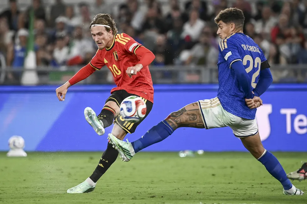 belcika-uluslar-liginde-italyayi-2-0la-gecti-1790369091294.jpg Belçika Uluslar Ligi’nde İtalya’yı 2-0’la geçti - 1