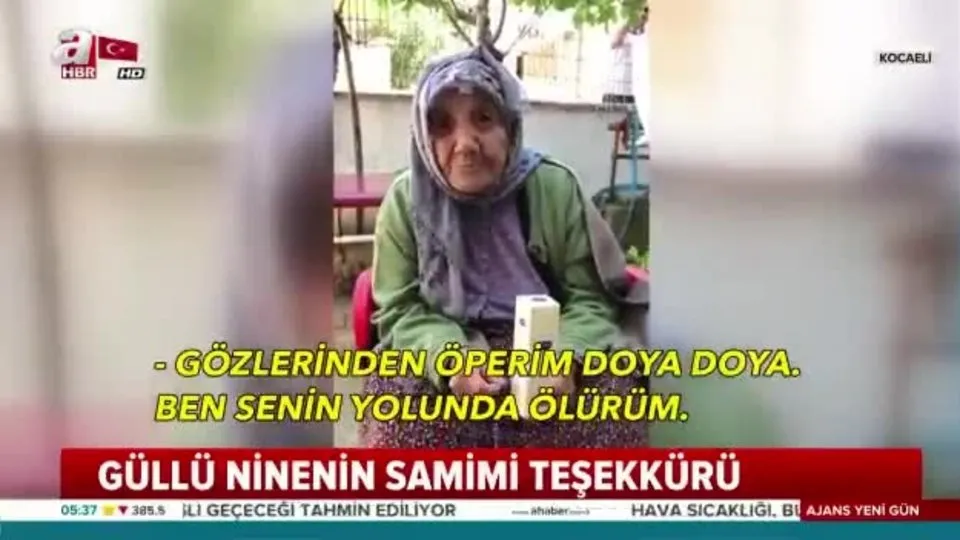 Başkan Erdoğan sevgisi sınır tanımadı! 112 yaşındaki Güllü nine AK Parti’ye üye oldu