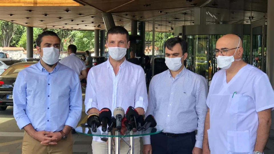 Sinan Özen kızının son durumunu açıkladı! "Araftayız diyebiliriz…”